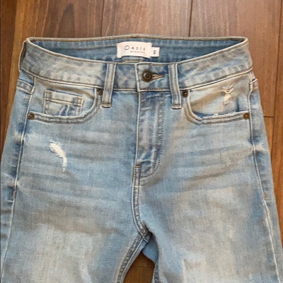 Cute Distressed Denim, size 0, perfect condition - Picture 4 of 5